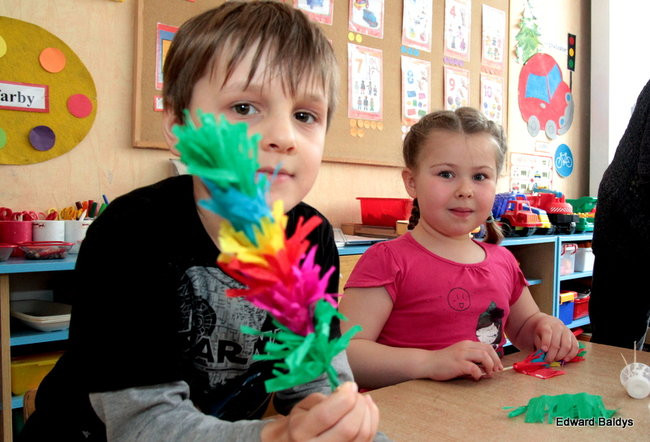 Wspólnie robili świąteczne palmy (zdjęcia)