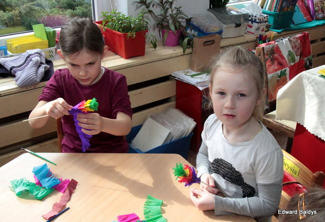 Wspólnie robili świąteczne palmy (zdjęcia)