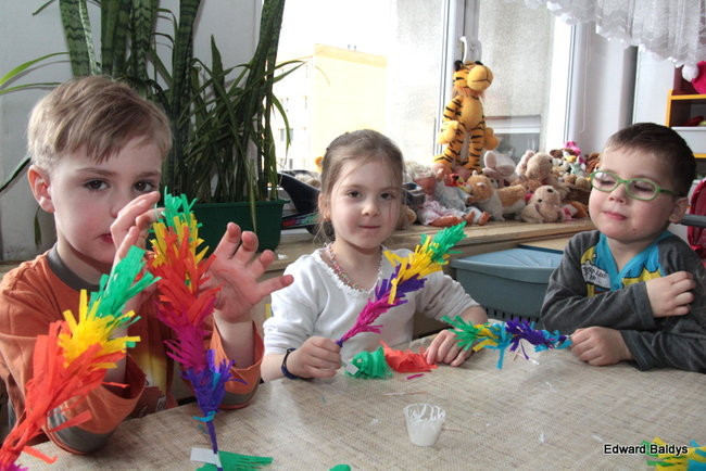 Wspólnie robili świąteczne palmy (zdjęcia)