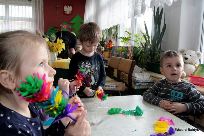 Wspólnie robili świąteczne palmy (zdjęcia)