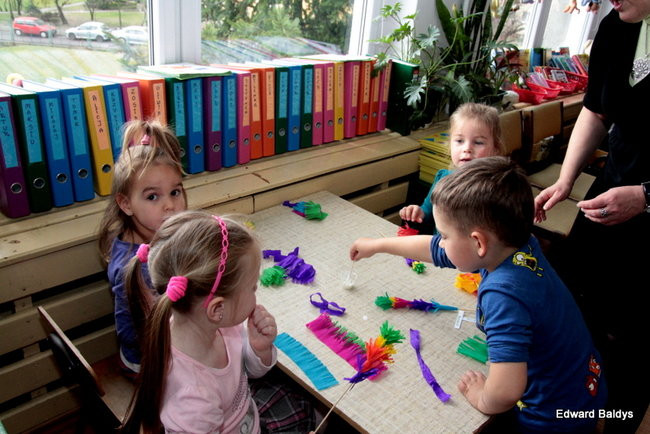 Wspólnie robili świąteczne palmy (zdjęcia)