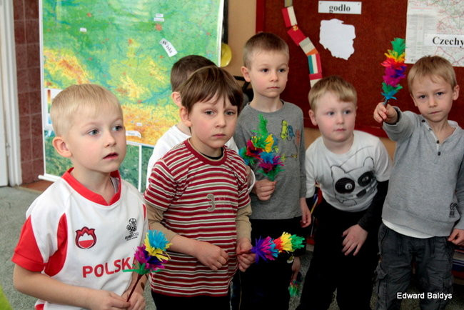 Wspólnie robili świąteczne palmy (zdjęcia)