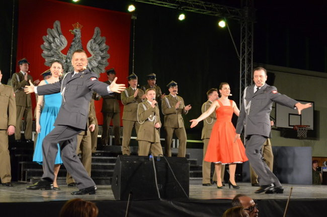 Żołnierska piosenka w Trapezie (zdjęcia)