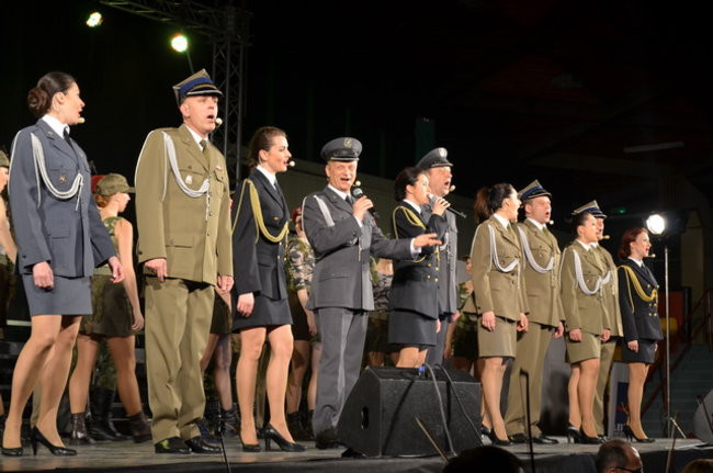 Żołnierska piosenka w Trapezie (zdjęcia)