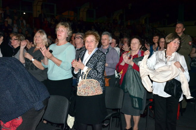 Żołnierska piosenka w Trapezie (zdjęcia)