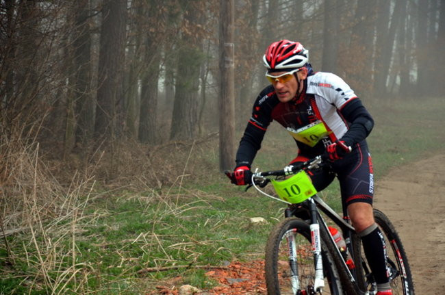 Biegiem i na rowerze w Smyczynie (zdjęcia)