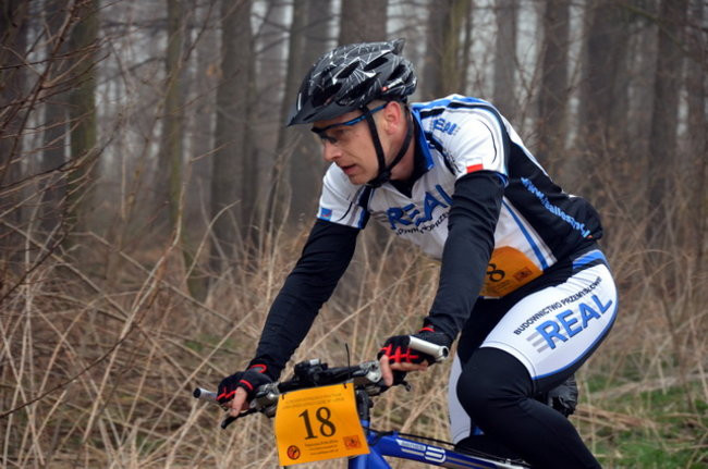 Biegiem i na rowerze w Smyczynie (zdjęcia)