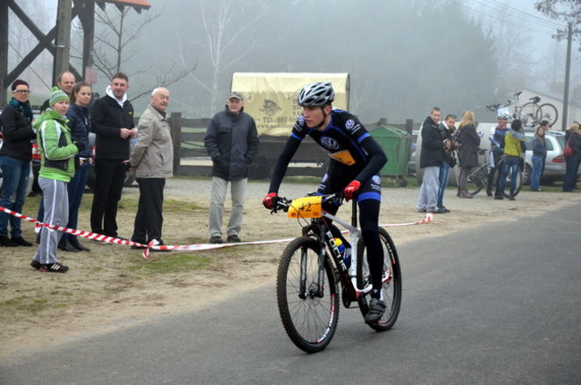Biegiem i na rowerze w Smyczynie (zdjęcia)