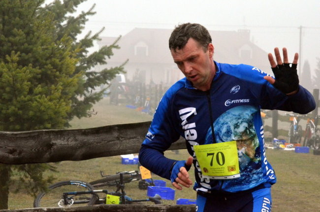 Biegiem i na rowerze w Smyczynie (zdjęcia)