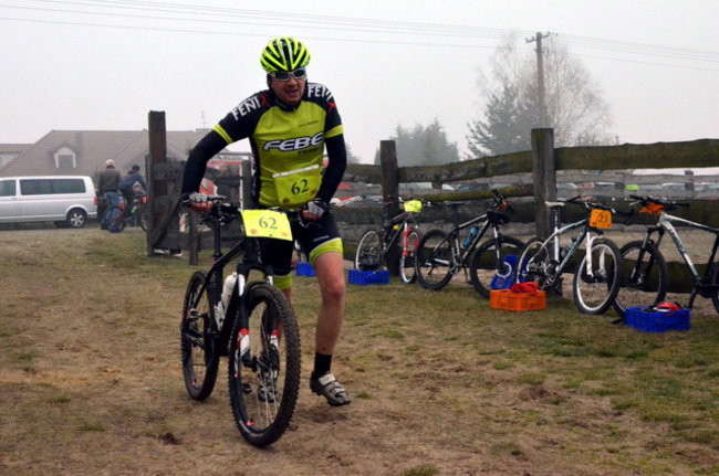 Biegiem i na rowerze w Smyczynie (zdjęcia)