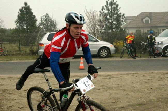 Biegiem i na rowerze w Smyczynie (zdjęcia)