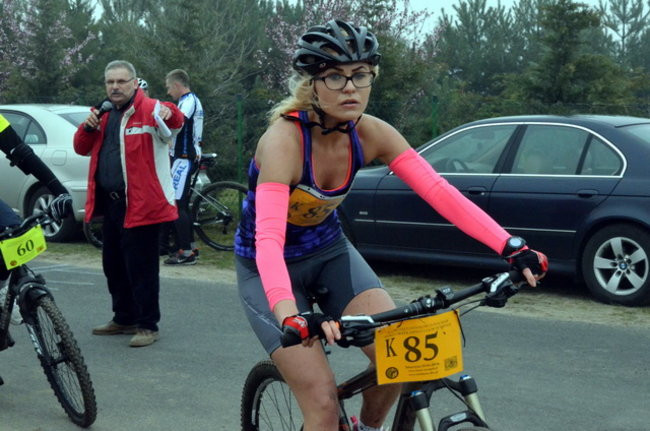 Biegiem i na rowerze w Smyczynie (zdjęcia)