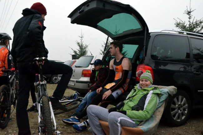 Biegiem i na rowerze w Smyczynie (zdjęcia)