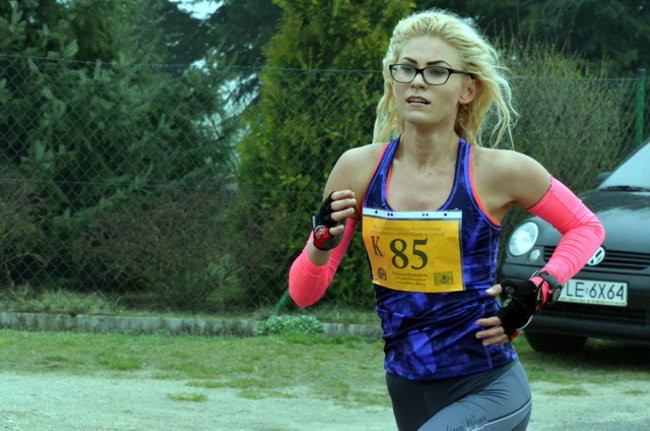 Biegiem i na rowerze w Smyczynie (zdjęcia)