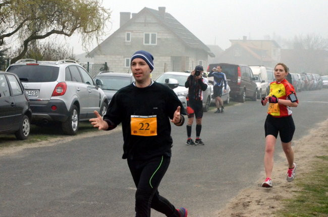 Biegiem i na rowerze w Smyczynie (zdjęcia)