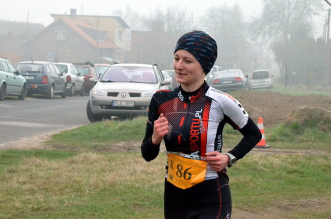 Biegiem i na rowerze w Smyczynie (zdjęcia)