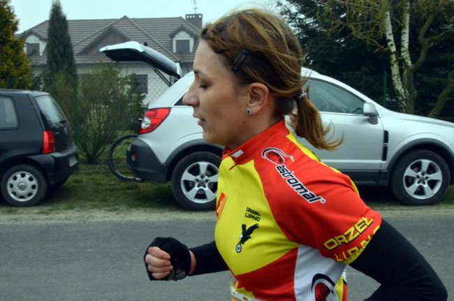 Biegiem i na rowerze w Smyczynie (zdjęcia)