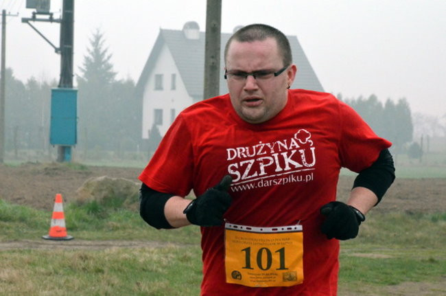 Biegiem i na rowerze w Smyczynie (zdjęcia)