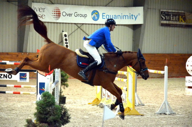 Trzy komplety medali (zdjęcia)