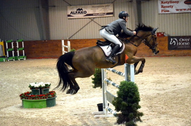 Trzy komplety medali (zdjęcia)