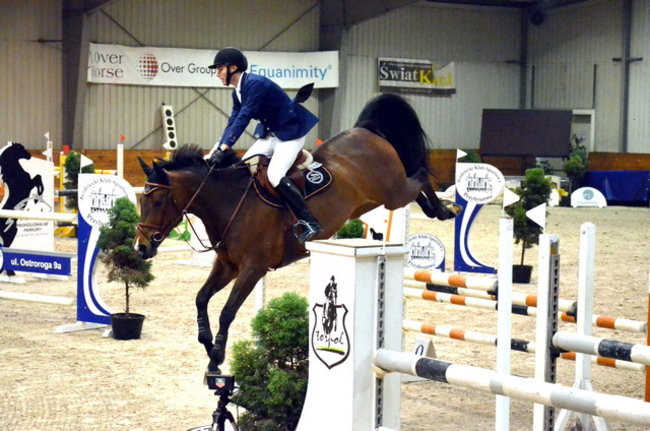 Trzy komplety medali (zdjęcia)