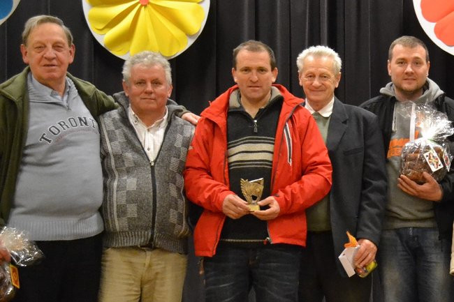 Wielkanocny turniej kopa w Garzynie (zdjęcia)