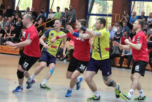 Emocjonujące derby (zdjęcia)