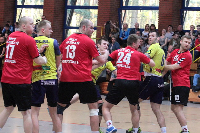 Emocjonujące derby (zdjęcia)