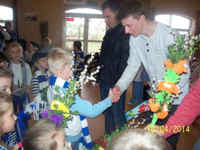 Biało-niebieski zajączek w Kłodzie (zdjęcia)