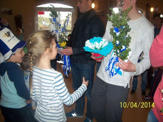 Biało-niebieski zajączek w Kłodzie (zdjęcia)