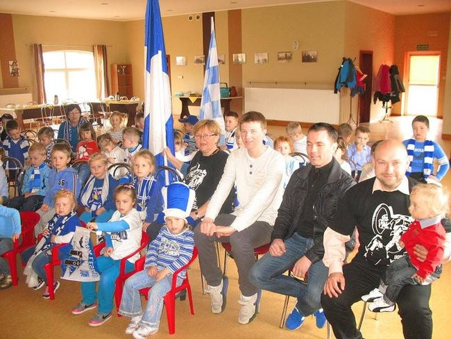 Biało-niebieski zajączek w Kłodzie (zdjęcia)