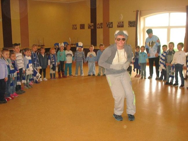 Biało-niebieski zajączek w Kłodzie (zdjęcia)