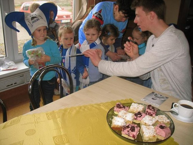 Biało-niebieski zajączek w Kłodzie (zdjęcia)