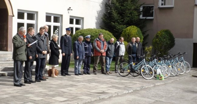 Bezpiecznie na drodze (zdjęcia)