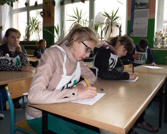 Bezpiecznie na drodze (zdjęcia)