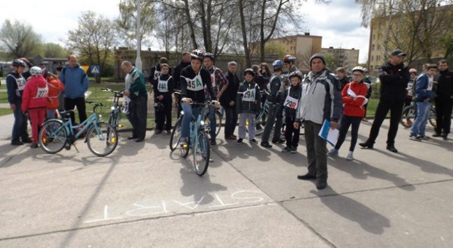 Bezpiecznie na drodze (zdjęcia)