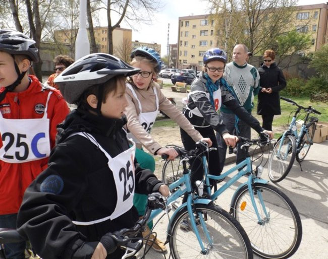 Bezpiecznie na drodze (zdjęcia)