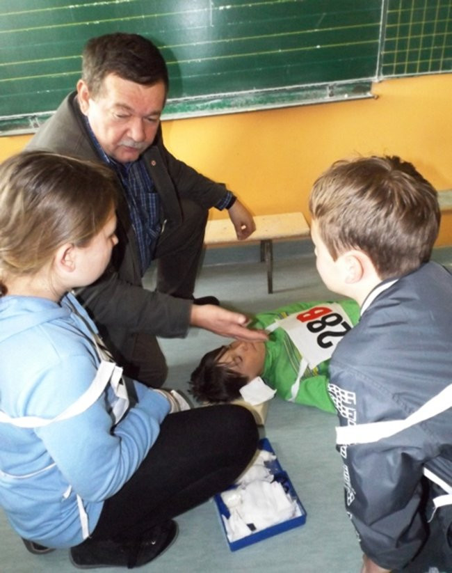 Bezpiecznie na drodze (zdjęcia)