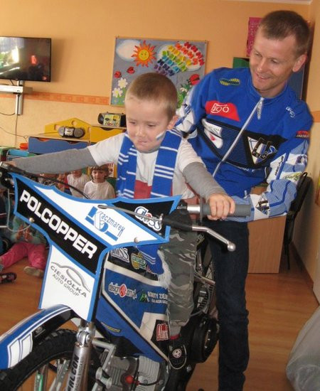 Damian Baliński w przedszkolu w Dąbczu (zdjęcia)