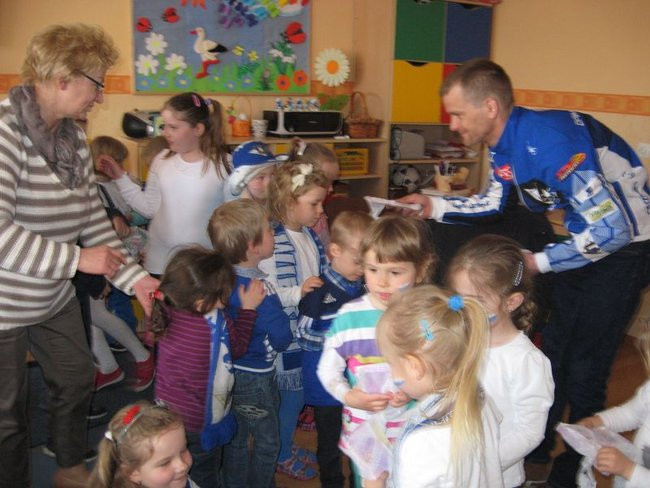 Damian Baliński w przedszkolu w Dąbczu (zdjęcia)