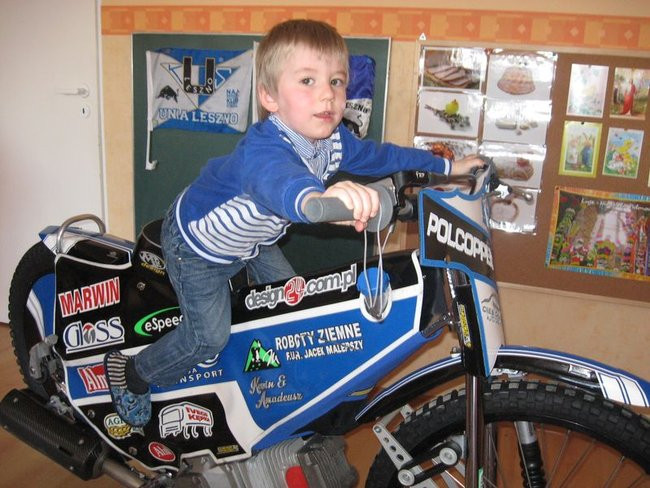 Damian Baliński w przedszkolu w Dąbczu (zdjęcia)