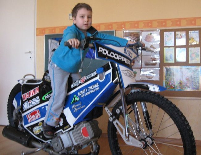 Damian Baliński w przedszkolu w Dąbczu (zdjęcia)