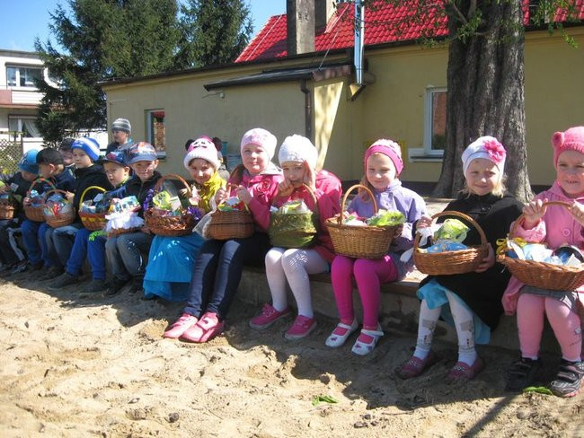 Damian Baliński w przedszkolu w Dąbczu (zdjęcia)