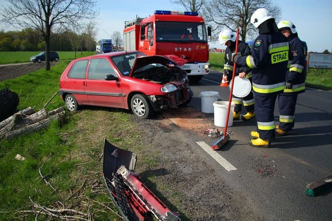 Nie zauważył, że hamują (kilka zdjęć)
