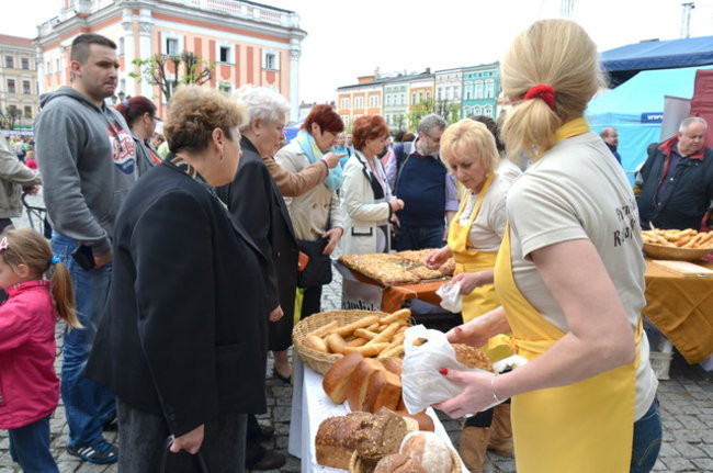 Bruk zeszlifowany (zdjęcia)