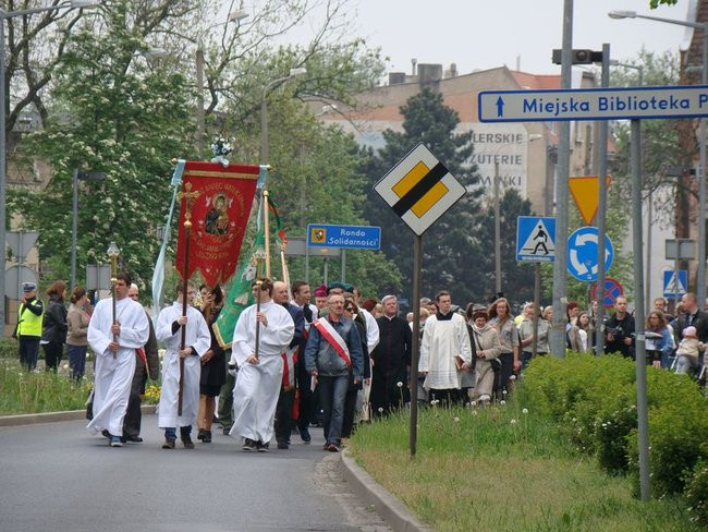 Balony z SMS-ami do nieba (zdjęcia)