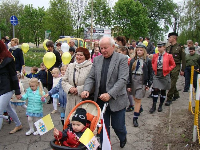 Balony z SMS-ami do nieba (zdjęcia)