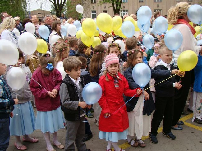 Balony z SMS-ami do nieba (zdjęcia)