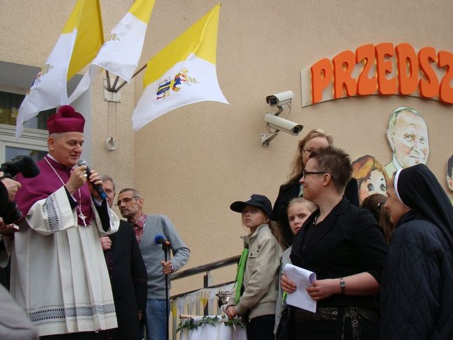 Balony z SMS-ami do nieba (zdjęcia)