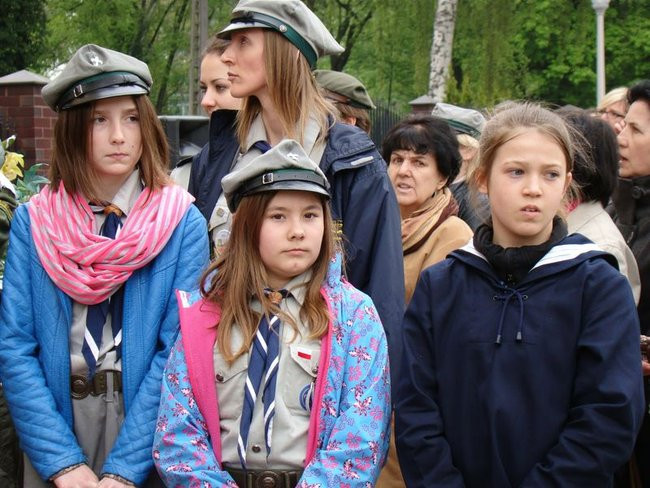 Balony z SMS-ami do nieba (zdjęcia)